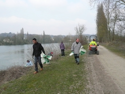  <a style='color: #fff;' href='/uploaded/photo/-51603491131d1.jpg'>(Télécharger)</a>