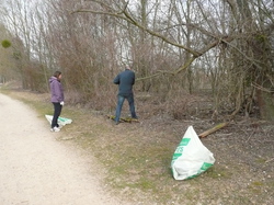  <a style='color: #fff;' href='/uploaded/photo/-516035dc2e5e1.jpg'>(Télécharger)</a>