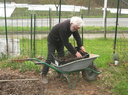  <a style='color: #fff;' href='/uploaded/photo/atelier-s-initier-au-compost-5ac8d4910e318.jpg'>(Télécharger)</a>