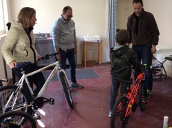  <a style='color: #fff;' href='/uploaded/photo/brico-velo-13-avril-2019-5cb8adf071381.jpg'>(Télécharger)</a>