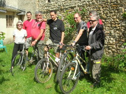  <a style='color: #fff;' href='/uploaded/photo/brico-velo-n-4-5-mai-2018-5b1573ef9137e.jpg'>(Télécharger)</a>