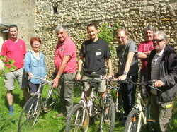  <a style='color: #fff;' href='/uploaded/photo/brico-velo-n-4-5-mai-2018-5b1573f00e275.jpg'>(Télécharger)</a>