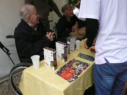 Les graines à semer, avec Pierre <a style='color: #fff;' href='/uploaded/photo/les-potes-ages-de-maisons-laffitte-51ca878b4ee2f.jpg'>(Télécharger)</a>