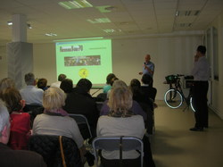 Lionel Carrara présente Réseau Vélo 78 <a style='color: #fff;' href='/uploaded/photo/soiree-nouvelles-mobilites-5a3125946d5ab.jpg'>(Télécharger)</a>