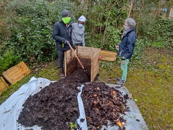  <a style='color: #fff;' href='/uploaded/photo/tous-au-compost-2021-6069c5f06be97.jpg'>(Télécharger)</a>