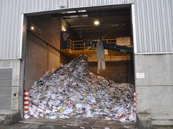  <a style='color: #fff;' href='/uploaded/photo/visite-du-centre-de-tri-cyrene-54a814bb36157.jpg'>(Télécharger)</a>